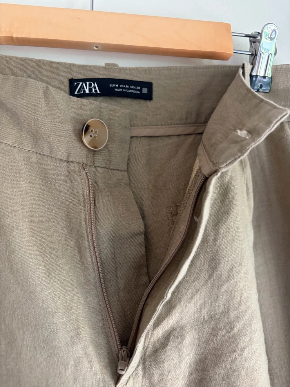 Zara light brown